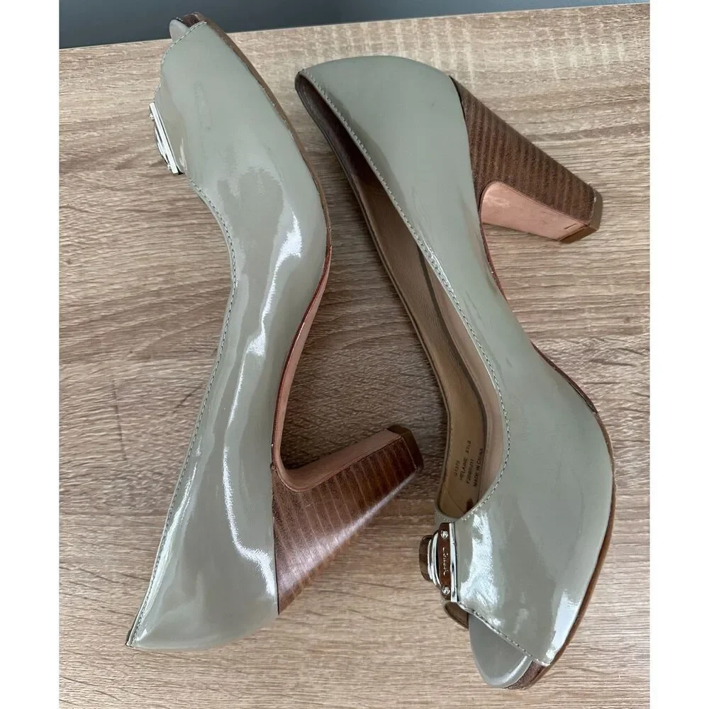 COACH Helaine Peep-toe Pumps Patent Leather Classic Buckle Accent Shoes size 8.5